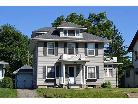 1328 N Limestone St, Springfield, OH 45503 photo 1