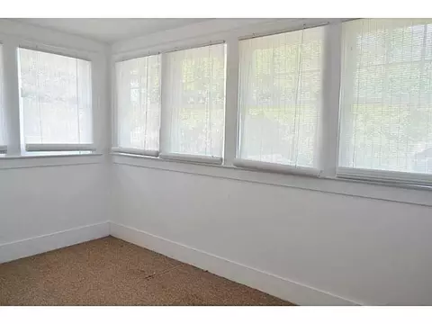 1328 N Limestone St, Springfield, OH 45503 photo 16