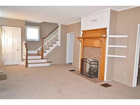 1328 N Limestone St, Springfield, OH 45503 photo 4