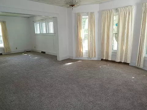 229 N Clairmont Ave, Springfield, OH 45503 photo 3