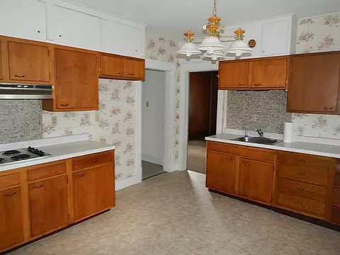 229 N Clairmont Ave, Springfield, OH 45503 photo 8