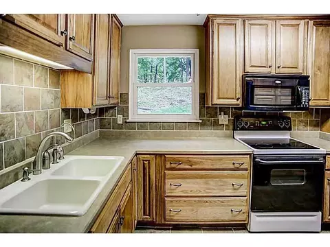 2857 Evergreen Dr, Springfield, OH 45504 photo 16