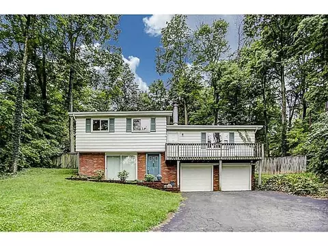 2857 Evergreen Dr, Springfield, OH 45504 photo 1