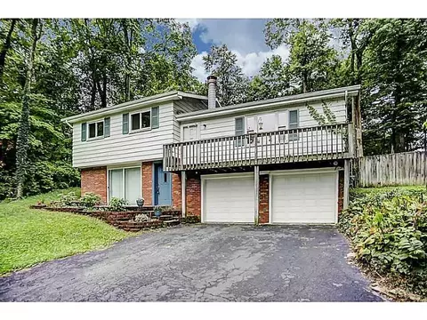 2857 Evergreen Dr, Springfield, OH 45504 photo 2