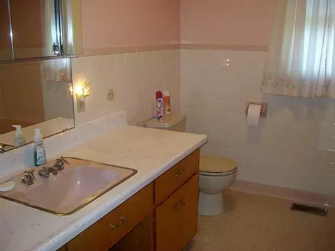 815 E Wayne St, Celina, OH 45822 photo 12
