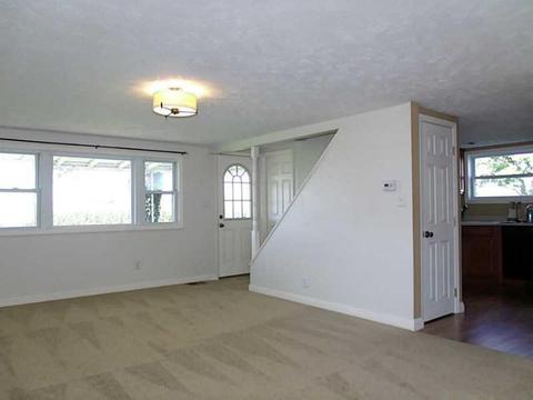 5327 Old Columbus Rd, Springfield, OH 45502 photo 7