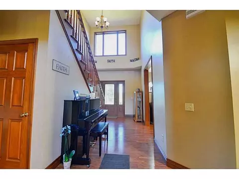 825 Willow Rd, Springfield, OH 45502 photo 3