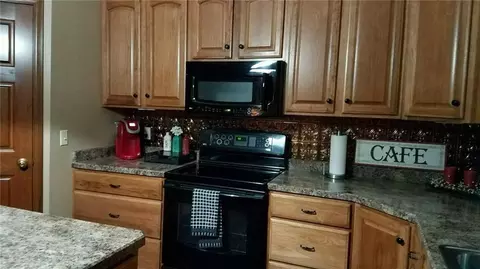 825 Willow Rd, Springfield, OH 45502 photo 8
