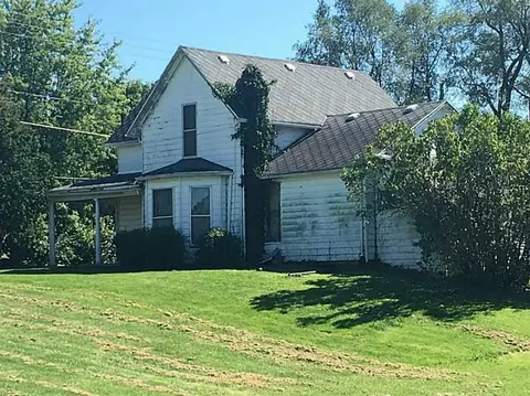 6479 Dialton, Springfield, OH 45502 photo 3