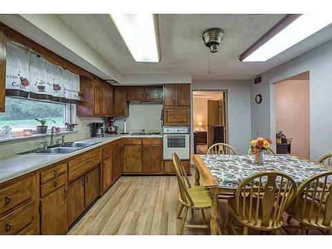 4241 Lower Vly, Springfield, OH 45506 photo 3