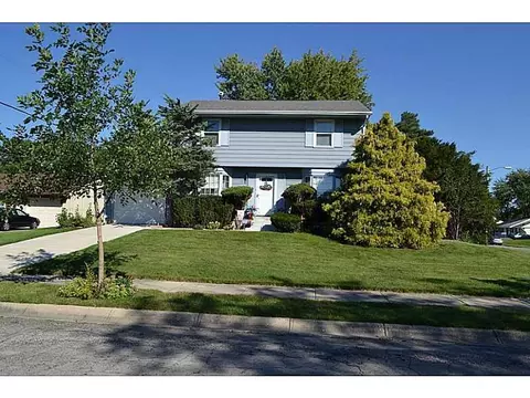 3036 Ipswich, Springfield, OH 45503 photo 1