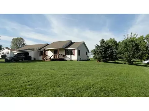 7856 Thackery, Springfield, OH 45502 photo 2