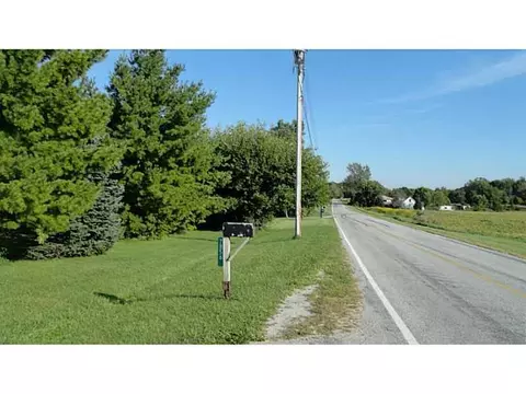 7856 Thackery, Springfield, OH 45502 photo 4