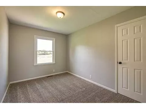 3615 S Tecumseh, Springfield, OH 45502 photo 8