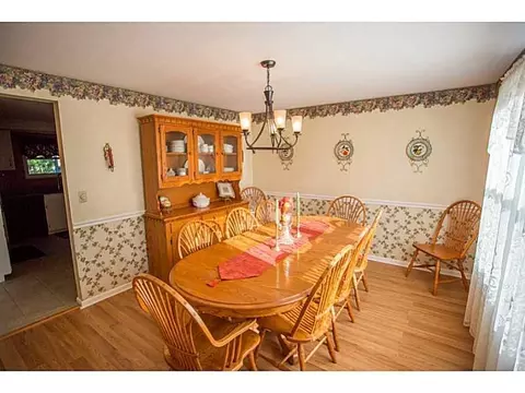 2743 Wellsford, Springfield, OH 45503 photo 4