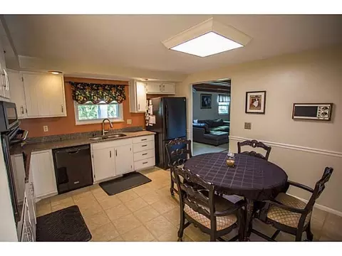 2743 Wellsford, Springfield, OH 45503 photo 5
