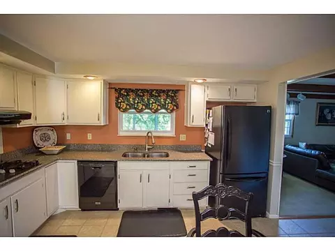 2743 Wellsford, Springfield, OH 45503 photo 7