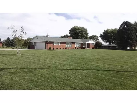 956 Cretcher Ave, De Graff, OH 43318 photo 2
