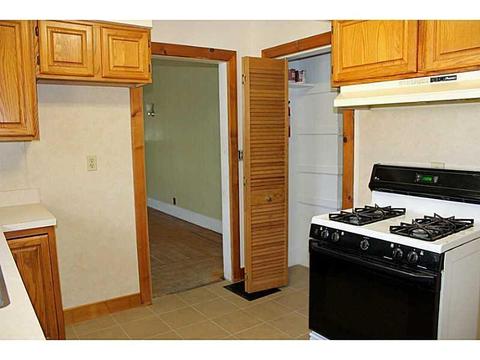 1555 S Limestone, Springfield, OH 45505 photo 2
