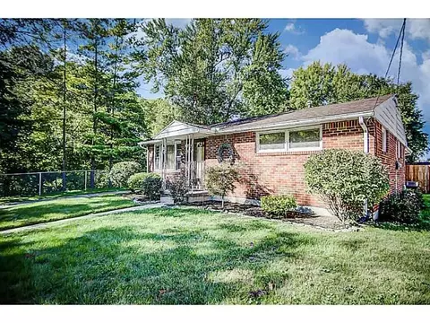 1711 Trinity Dr, Springfield, OH 45503 photo 2