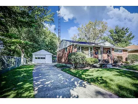 1711 Trinity Dr, Springfield, OH 45503 photo 3