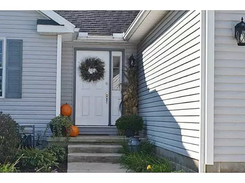 4047 Brookston Dr, Springfield, OH 45502 photo 3