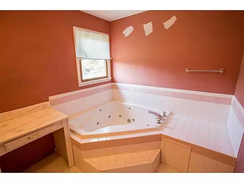 8335 Springfield Jamestown, Springfield, OH 45502 photo 19