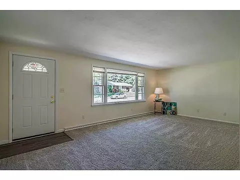 5248 Richmoor Rd, Springfield, OH 45503 photo 3