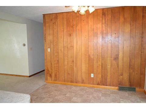 2246 E Home Rd, Springfield, OH 45503 photo 8