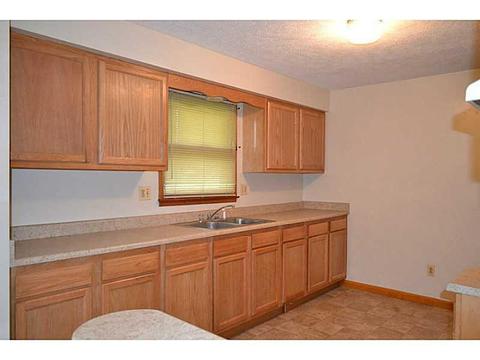 2246 E Home Rd, Springfield, OH 45503 photo 9
