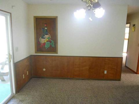1646 Yorkshire Ct, Springfield, OH 45503 photo 3
