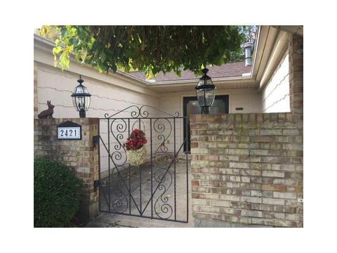 2421 Rebecca Dr, Springfield, OH 45503 photo 2