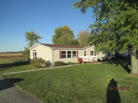 4707 E Bluelick, Lima, OH 45801 photo 1