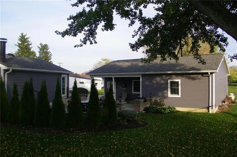 492 E Main St, Saint Henry, OH 45883 photo 4