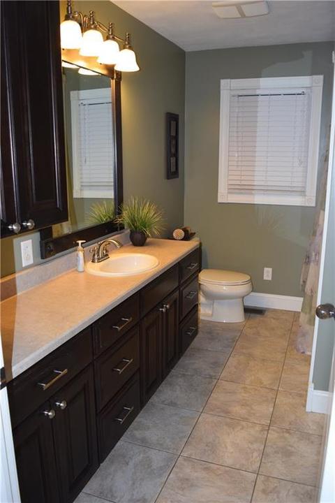 492 E Main St, Saint Henry, OH 45883 photo 13