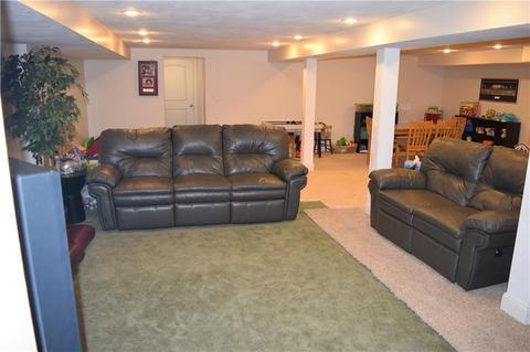492 E Main St, Saint Henry, OH 45883 photo 15
