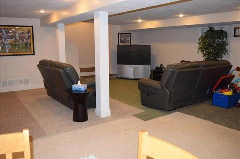492 E Main St, Saint Henry, OH 45883 photo 14