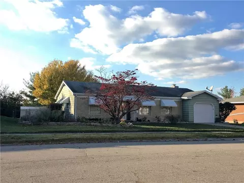 1721 Brookhollow Dr, Springfield, OH 45504 photo 1