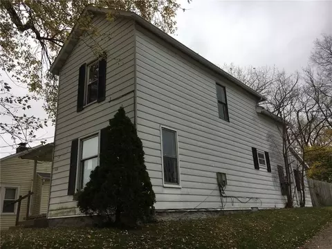 1126 Burt St, Springfield, OH 45505 photo 3