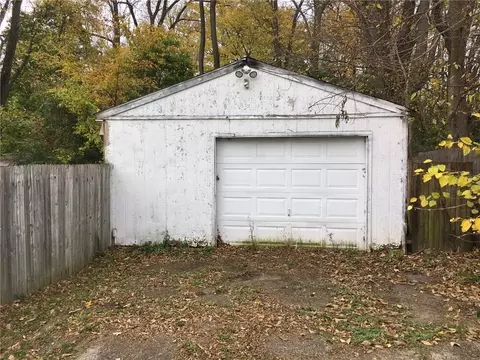 1126 Burt St, Springfield, OH 45505 photo 4