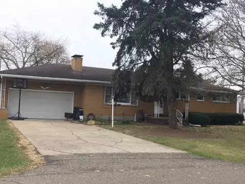 2524 Old Clifton, Springfield, OH 45502 photo 1