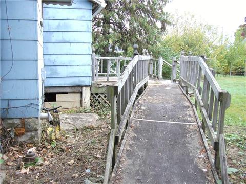 114 N Florence St, Springfield, OH 45503 photo 4