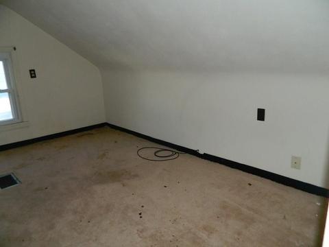 831 E Rose St, Springfield, OH 45505 photo 10