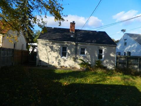 831 E Rose St, Springfield, OH 45505 photo 3