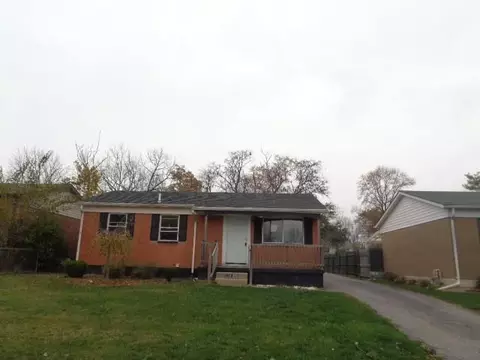 914 Robinson Dr, Springfield, OH 45506 photo 1