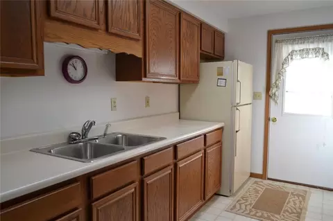 1511 Student, Springfield, OH 45503 photo 8