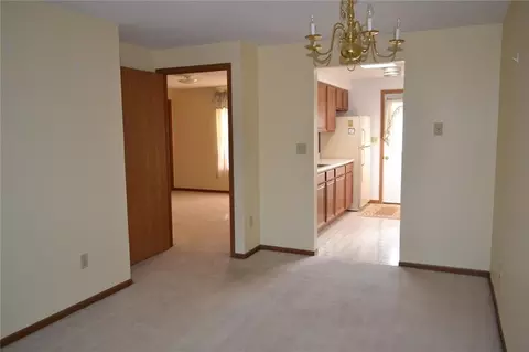 1511 Student, Springfield, OH 45503 photo 5