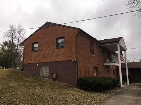 1702 Miracle Mile, Springfield, OH 45503 photo 1