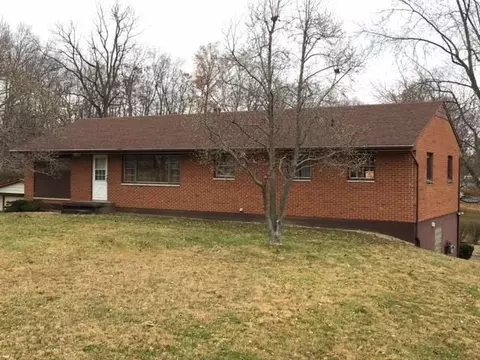 1702 Miracle Mile, Springfield, OH 45503 photo 2