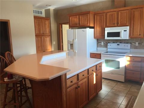 2204 Eaglebrooke Cir, Celina, OH 45822 photo 5